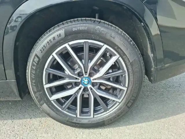 Bmw X1 xdrive 25e 245ch dkg7 — photo 8