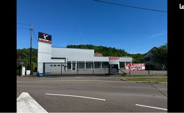 Bâtiment 400m2