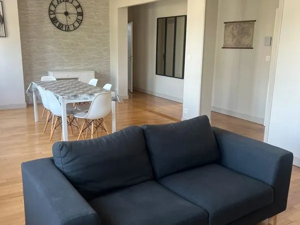 Colocation - 1 chambre pour étudiant ou jeune travailleur 380 + 35 toutes charges