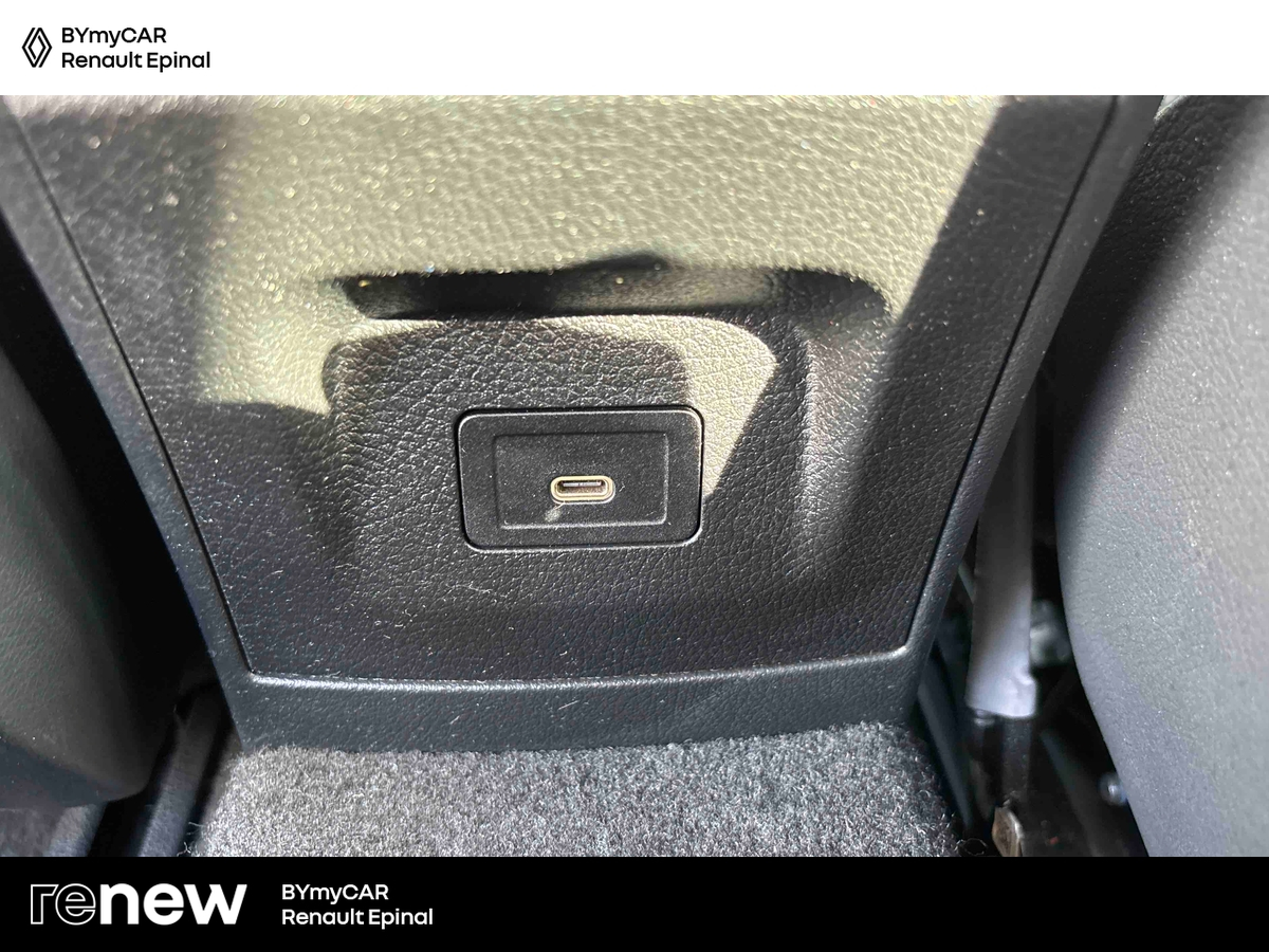 Mercedes CLA Shooting Brake 200 d 8G-DCT — photo 23
