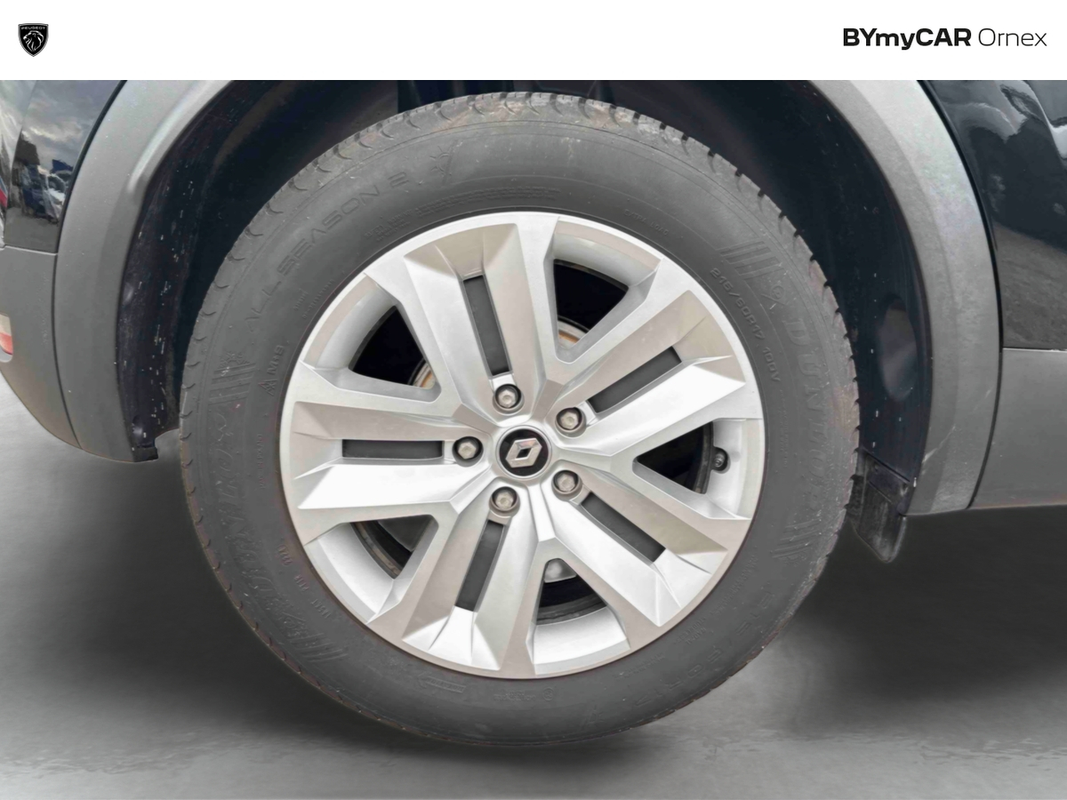 Renault Captur TCe 140 EDC - 21 — photo 16