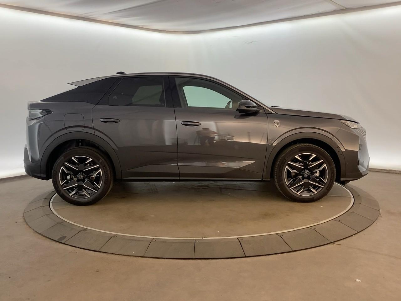 Peugeot 3008 hybrid 145 e-dcs6 gt — photo 4