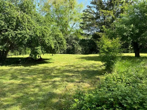 Terrain 363 m²