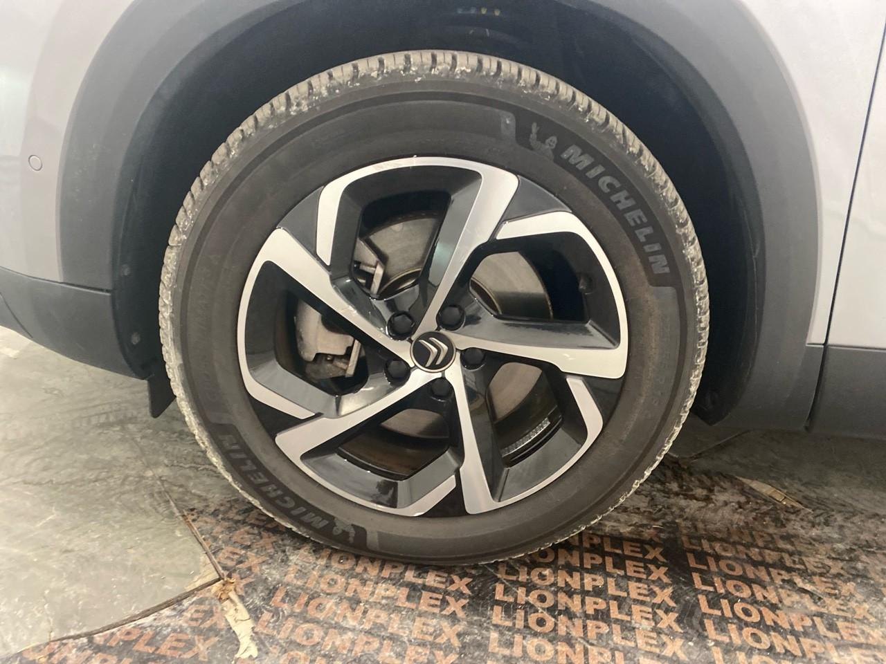 Citroën C5 Aircross hybride rechargeable 225 s&s e-eat8 c-series — photo 16