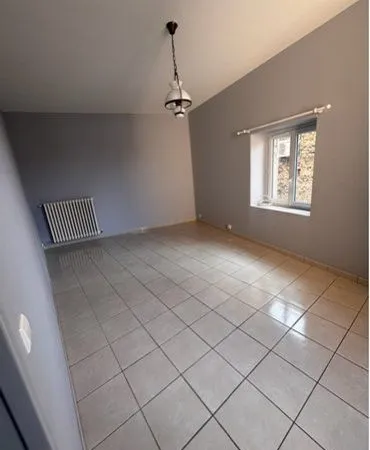 Maison de bourg à louer