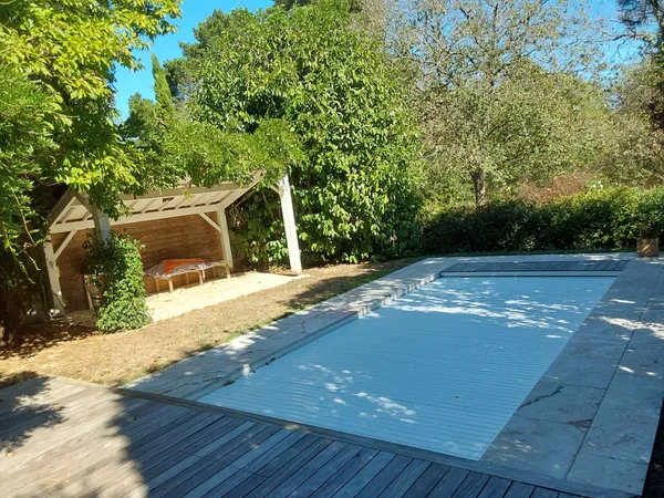 Maison 7 pièces 215 m²