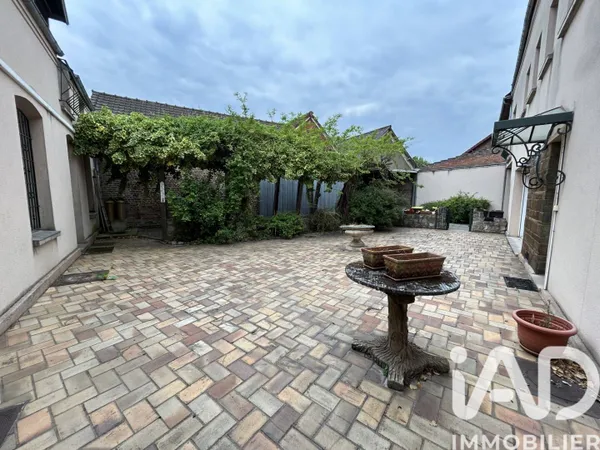 Maison de ville 11 pièces 350 m²