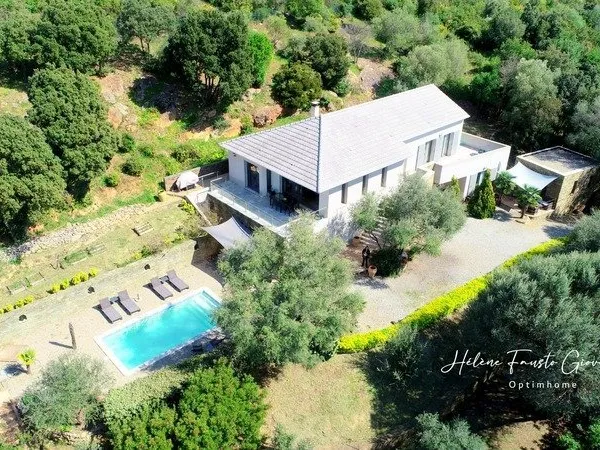 Propriété 8 pièces - 243 m2 - OLETTA