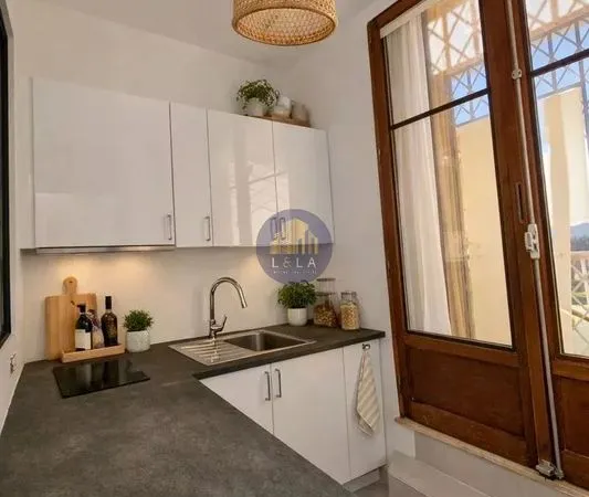 Local commercial 33 m² Aix-en-Provence