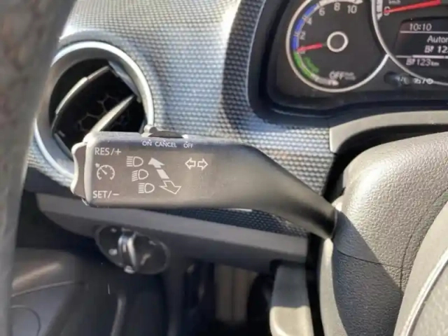 Volkswagen Up e-! electrique 83ch 4cv — photo 10