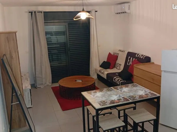 Location studio meublé