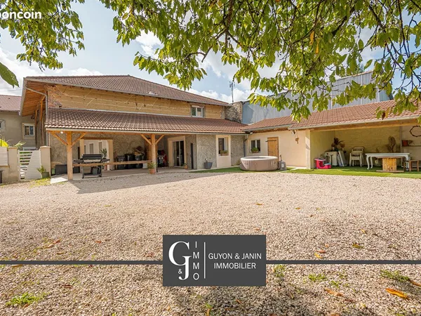 Maison 6 pièces 178 m²