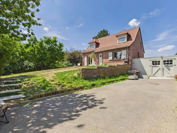 Maison 9 pièces 220 m²