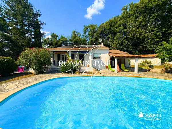 Maison 4 pièces 117m2 sur 2473m2 de terrain avec piscine