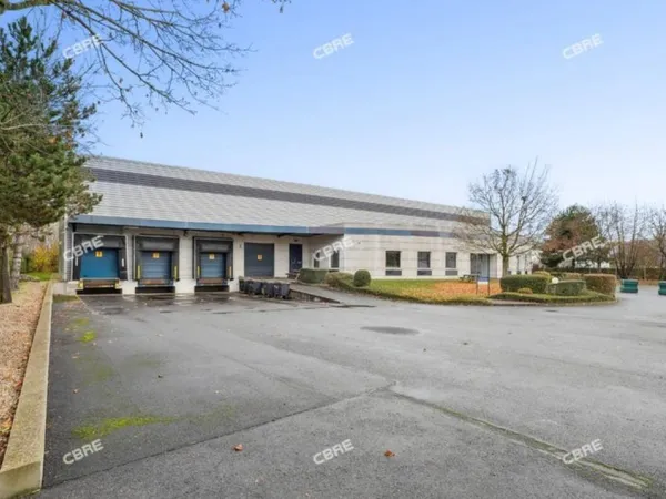 Entrepôt 3106 m²