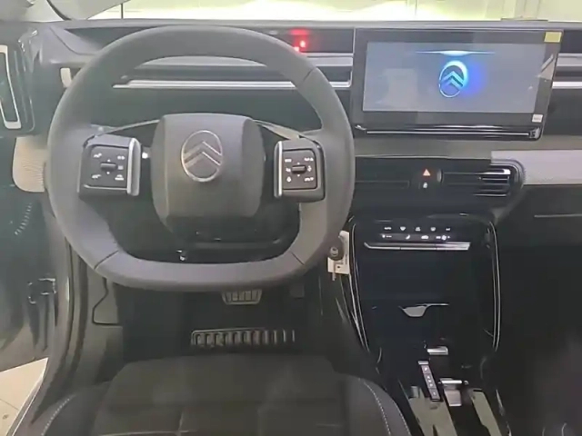 Citroën C3 e- 113 ch autonomie confort — photo 8