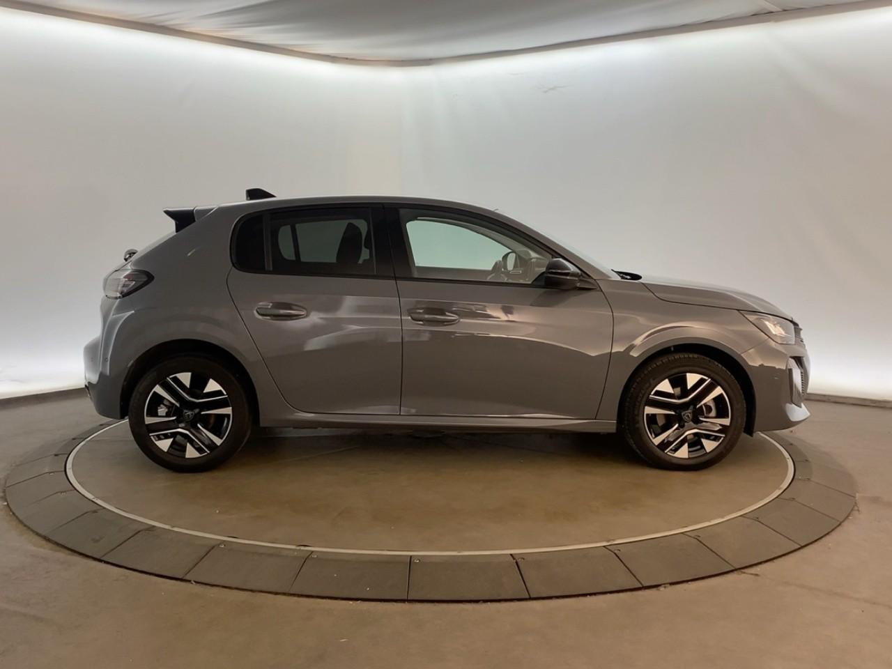 Peugeot 208 hybrid 110 ch e-dcs6 allure — photo 4