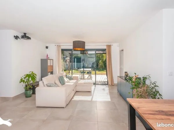 Villa 4 pièces 91 m²