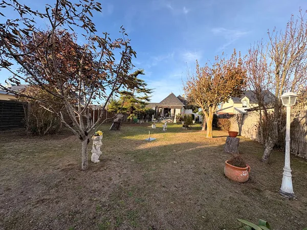 Maison 8 pièces 171 m²