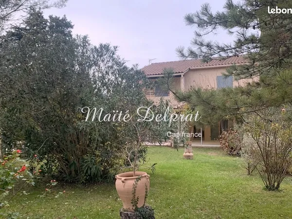 Maison 8 pièces 212 m²