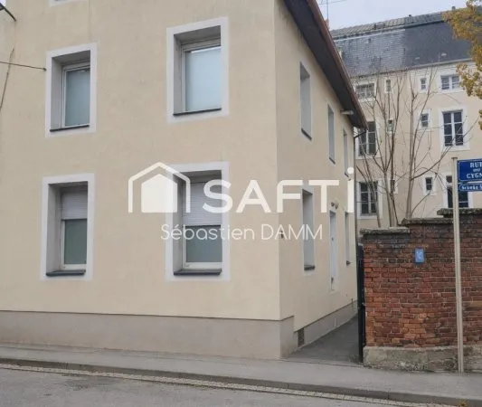 Petite maison de 100 m² avec potentiel, idéale pour projet d'habitation ou investissement à Mulhouse