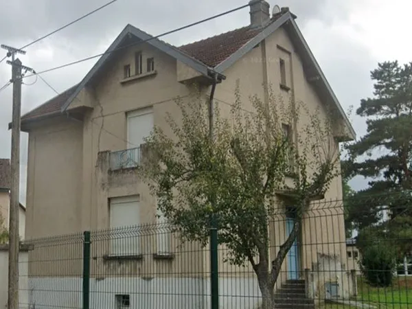 Maison individuelle - 7 pièces - 166 m²