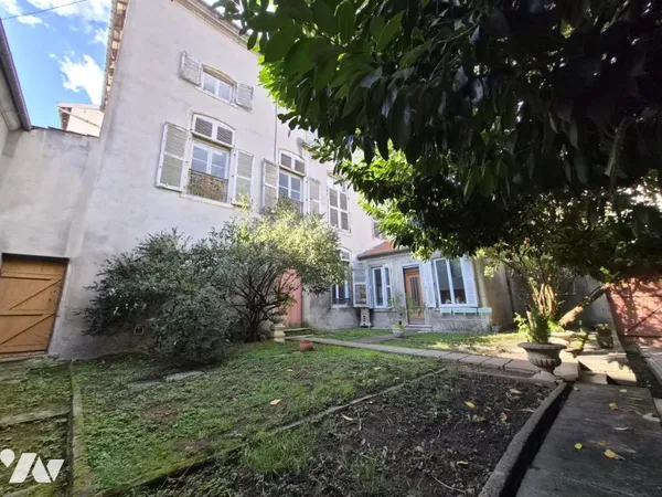 Appartement 5 pièces 148 m²