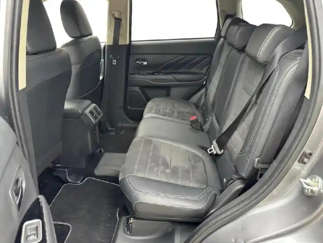 Mitsubishi Outlander phev twin motor business 4wd euro6d-t evap 5cv — photo 10