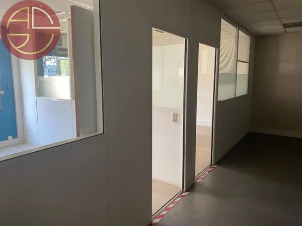 Local d’activité et entrepôt Location Toulouse 456m² 3546€