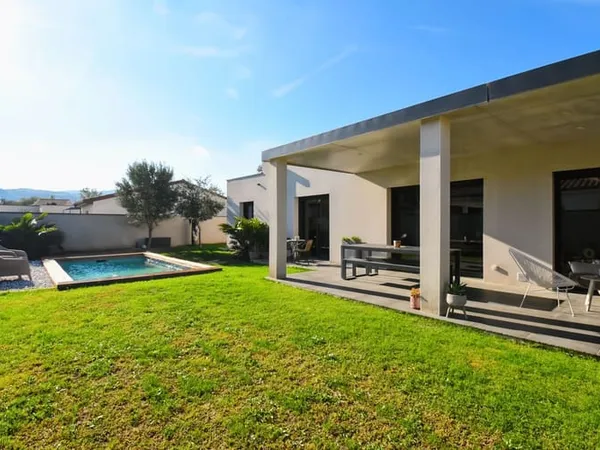 Maison 5 pièces 144 m²