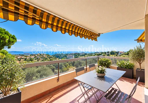 Appartement 5 pièces 162 m²