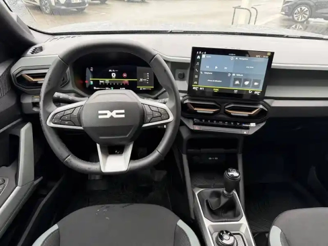 Dacia Bigster mild hybrid 130 4x4 — photo 6