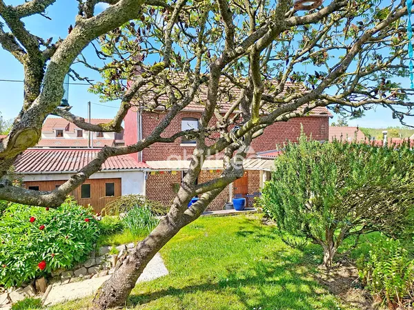 MAISON INDIVIDUELLE - 117 M2 - 3 CHAMBRES - GARAGE - JARDIN