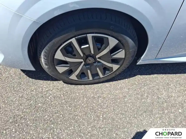 Peugeot 208 hybrid 110 ch e-dcs6 — photo 12
