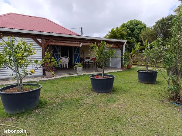 Maison indépendante F4 DUCOS MARTINIQUE