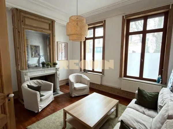 Maison 8 pièces 185 m²