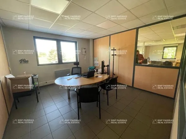 Local d'activité 1450 m²