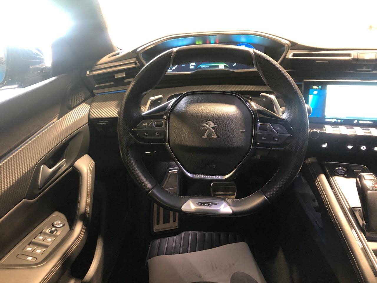 Peugeot 508 hybrid 225 e-eat8 gt — photo 12