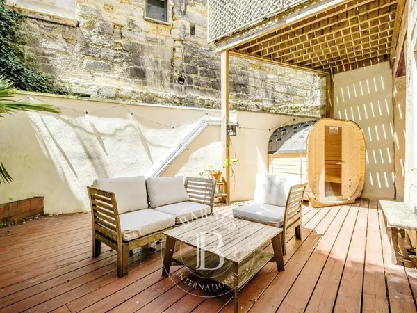Vends loft - 99.07m² - 4 pièces, 2 chambres - Bordeaux 33000