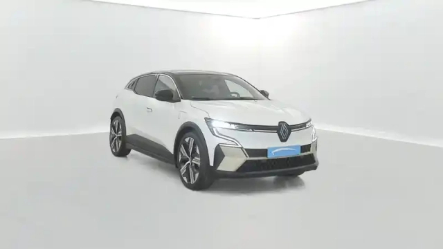 Renault Megane e-tech 220 ch autonomie confort gsr2 — photo 35