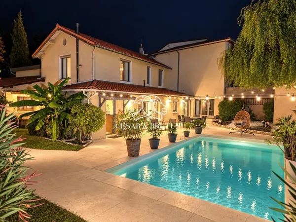 Maison avec piscine et appartement indépendant