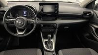 Toyota Yaris 116h Dynamic Business Affaire MY21 — photo 11