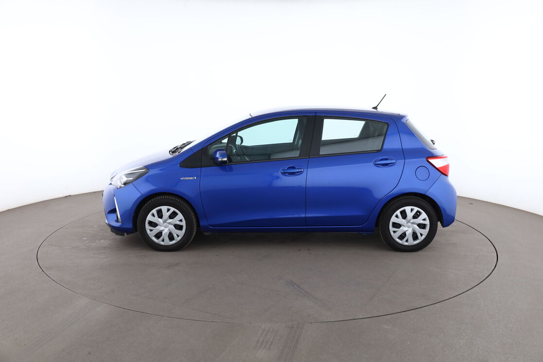 Toyota Yaris 1.5 Hybrid France — photo 2