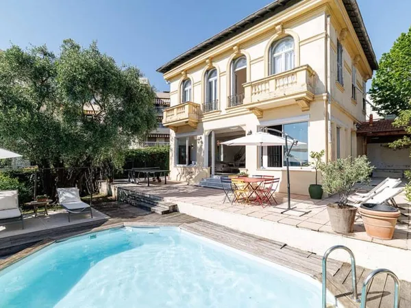 Maison 5 pièces 136 m²