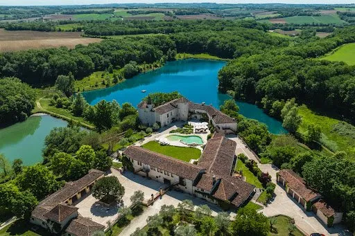 Propriété 28 pièces 1100 m²