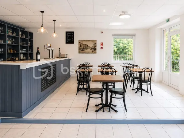 Boutique 7 pièces 220 m²