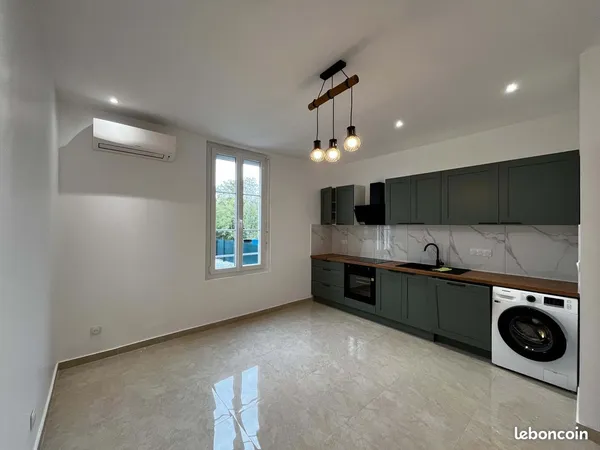 Maison rénovée T3 avec jardin, sous-sol et climatisation réversible - Cusset