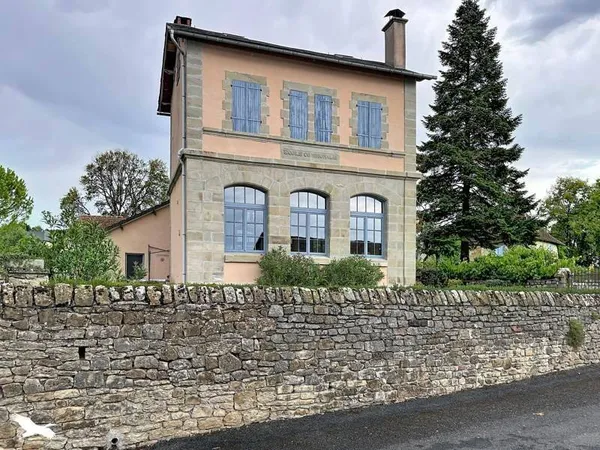Maison 6 pièces 190 m²