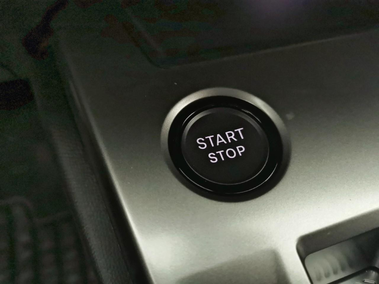 Peugeot 308 sw hybrid 145 e-dcs6 style — photo 32