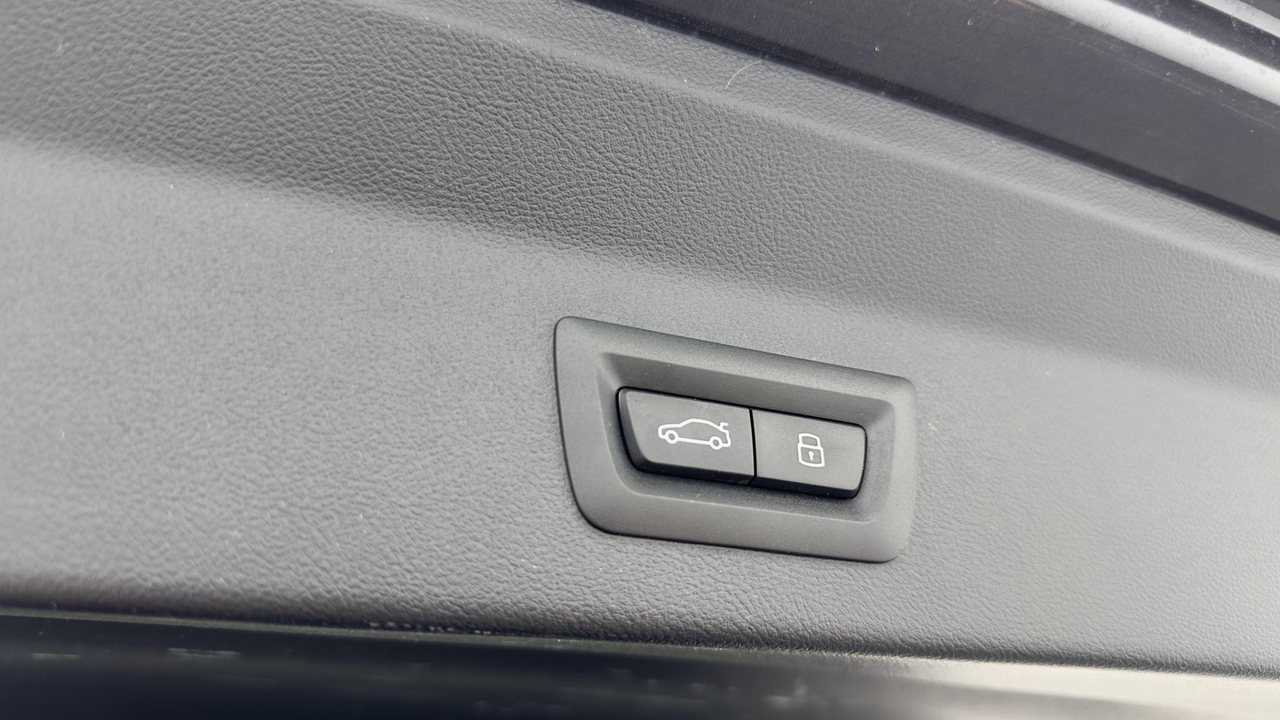 BMW iX3 M Sport 286 ch — photo 36